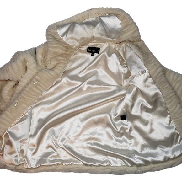 Cream Faux Fur Textured Hooded Jacket Sz Small Button Up Lined Cozy Winter Coat - Picture 10 of 16